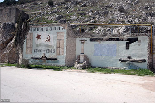 Illustration for article titled Journey into the Dystopian World of Abandoned Soviet Submarine Bases